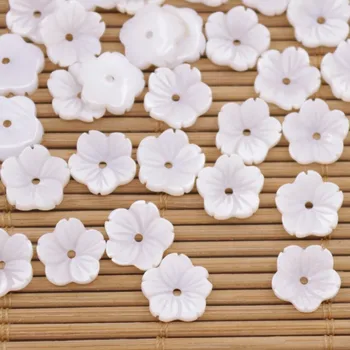 50PCS 10mm Mini Gėlių Shell Natūralus Baltas Motina Perlų Papuošalai Priėmimo 17058