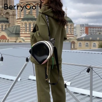 BerryGo Mados Gobtuvu Palaidinukė nustatyti ilgomis rankovėmis storas sportinis kostiumas Laisvas laisvalaikio kostiumas Rudens-žiemos moteriškų dviejų dalių komplektas 2020 m.