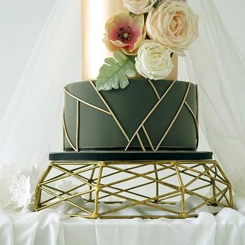 Derliaus aukso / sidabro geometrinės formos dėklas desertas pyragas įrankiai tuščiaviduriai iš stalo apdailos krepšelį tortas stovi WJ111355