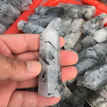 Juoda turmalino kristalų skiltyje Natūralių kristalų akmens šlifavimo kristalų skiltyje 1pc Aukščiausios kokybės
