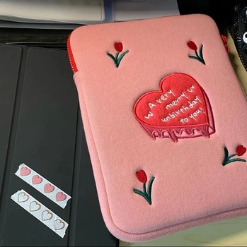 Korėjos Planšetinio kompiuterio krepšys iPad 9.7 10.2 10.5 colio Mielas Širdies Raidžių Dėklas iPad 11 13 colių Ins Mados Rankovės Vidinis Aksominis Maišelis