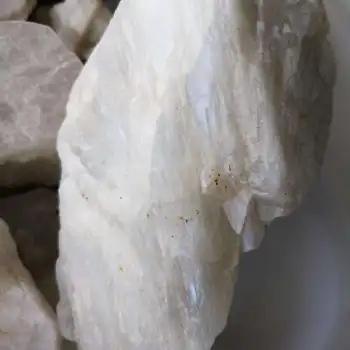 Labradoras Akmens Retas Gamtos Baltas Mėnulio Akmuo Krito Akmens Crystal Rock Akmens Reiki Healing Pavyzdys Neapdorotų Žaliavų Surinkimas