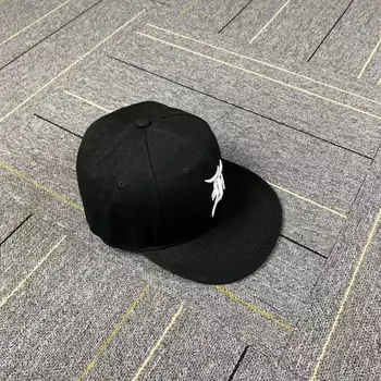 Mados dizaineris prekės rūko essentials 6 f Sanskrito siuvinėjimo raštą skrybėlę gatvės hip-hop unisex madinga beisbolo kepuraitę