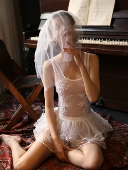 Seksualus baltas 2020 m. moteris vasarą plonas nėrinių perspektyvos išsiuvinėta vestuvinė suknelė nuotaka nightdress pižamą trijų dalių kostiumą 48250