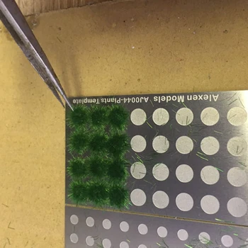 Smėlio Stalo Modelis Statinio Žolės Sodinimo Valdybos Šabloną Tris Specifikacijas 1:35/1:43(3mm skylutes)/1:72(2mm skylių) - Sidabro spalvos